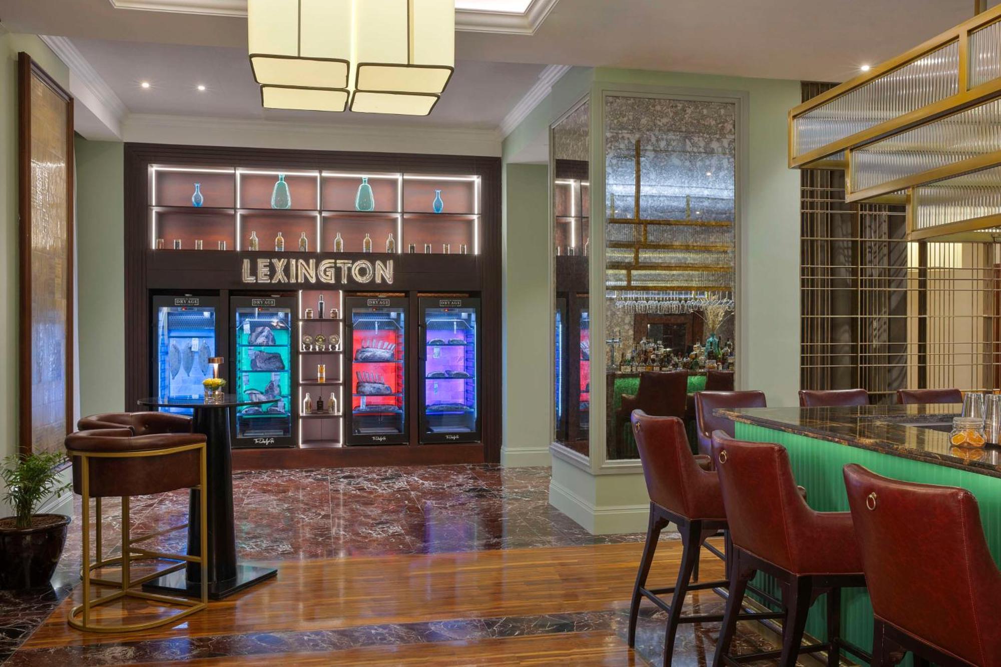 哈伊马角华尔道夫酒店 拉斯阿尔卡麦 外观 照片 The Lexington bar
